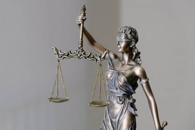 Stand Your Ground vs. Castle Doctrine